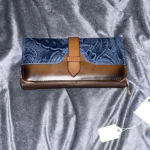 Women’s Leather Wallet